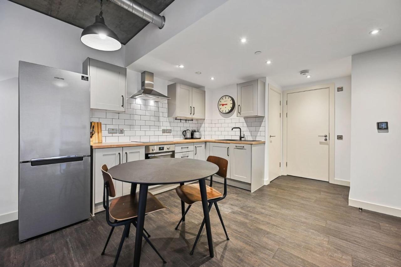 Modern And Chic At Ferrum Near Wembley Park Apartament