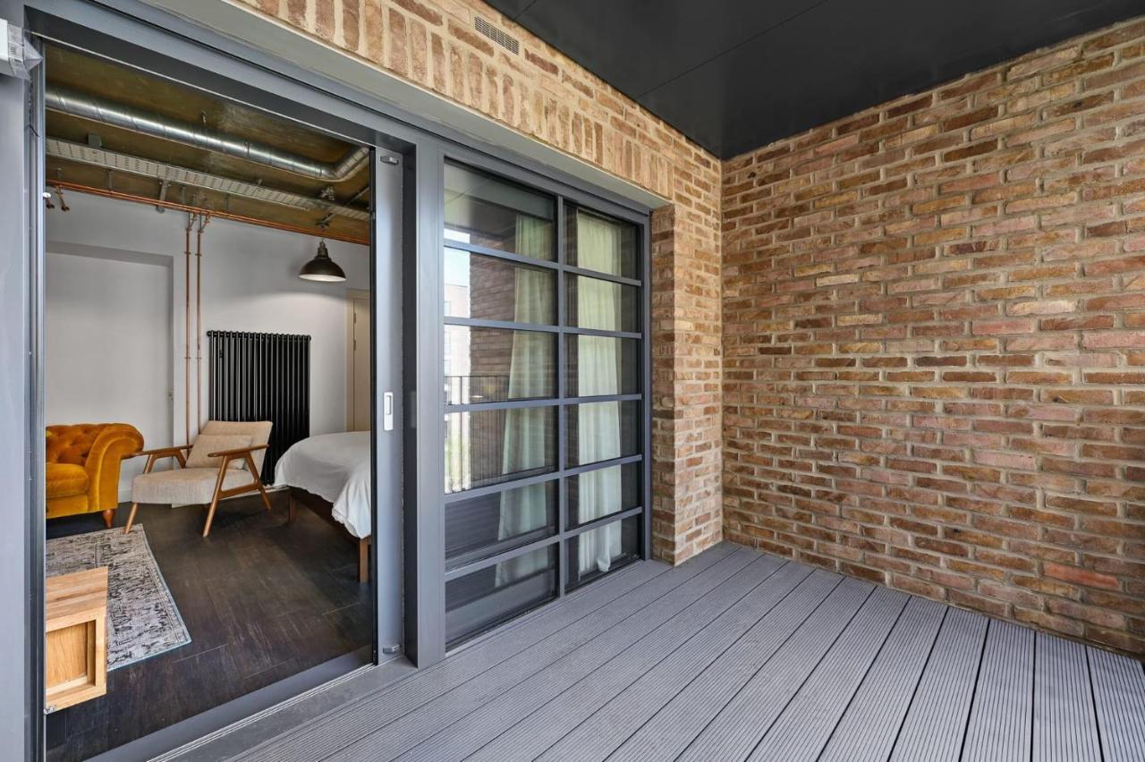 Modern And Chic At Ferrum Near Wembley Park Londra